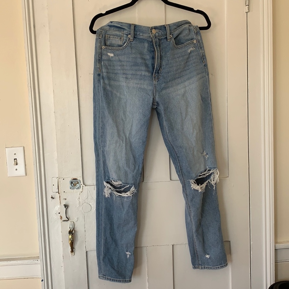 American Eagle Mom Jeans